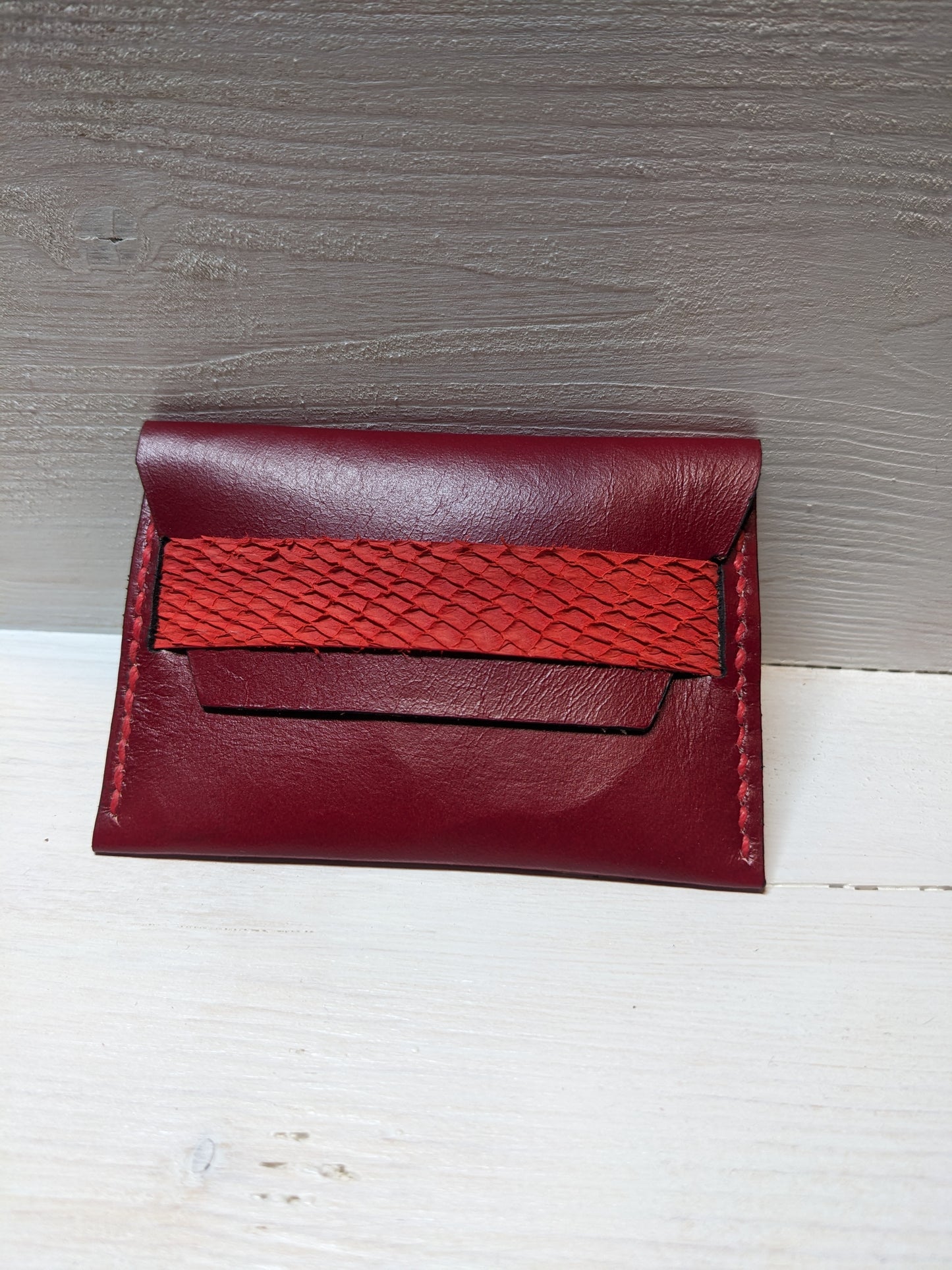 Porte-carte minimaliste en cuir