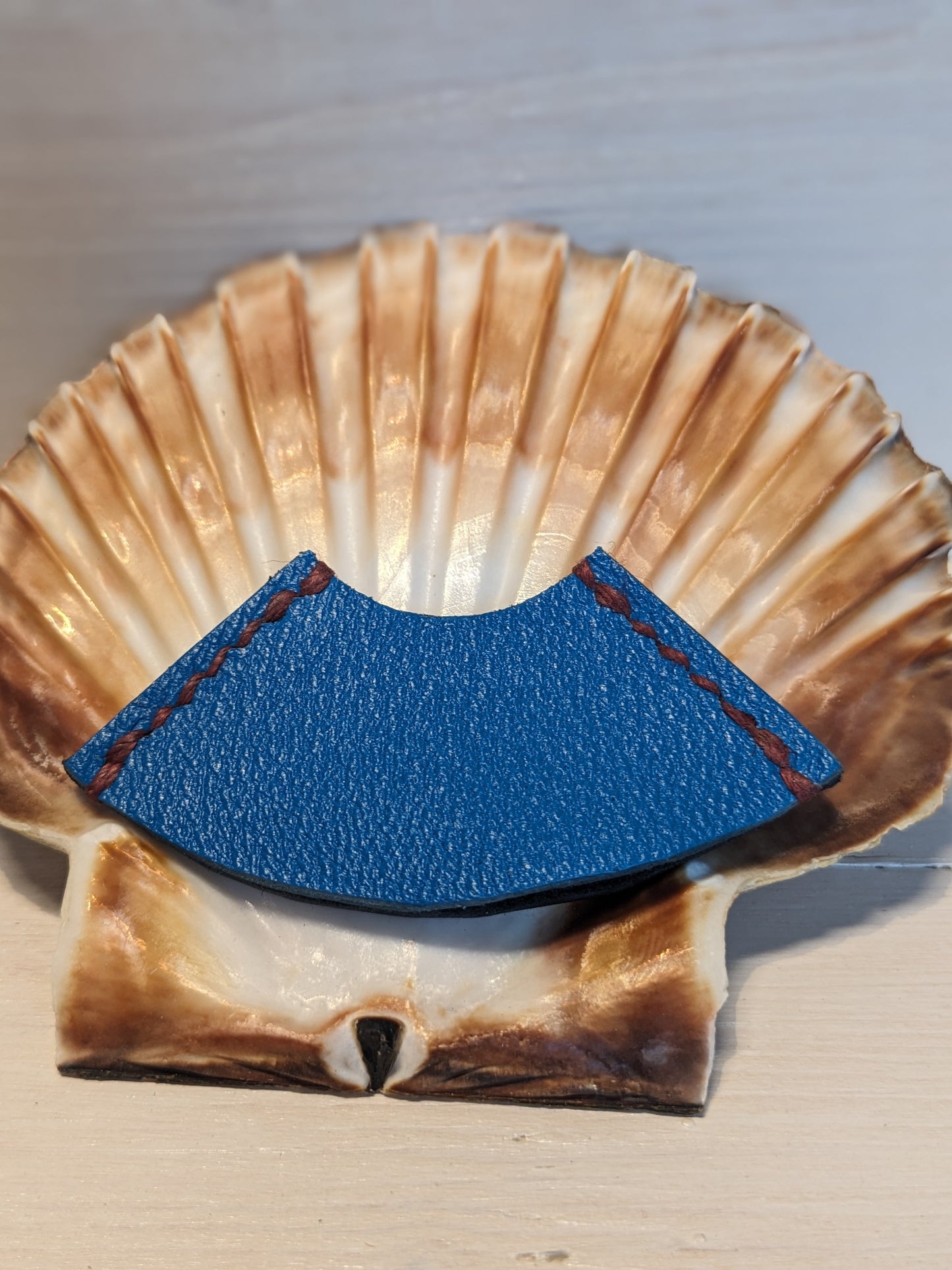Signet, marque page en cuir