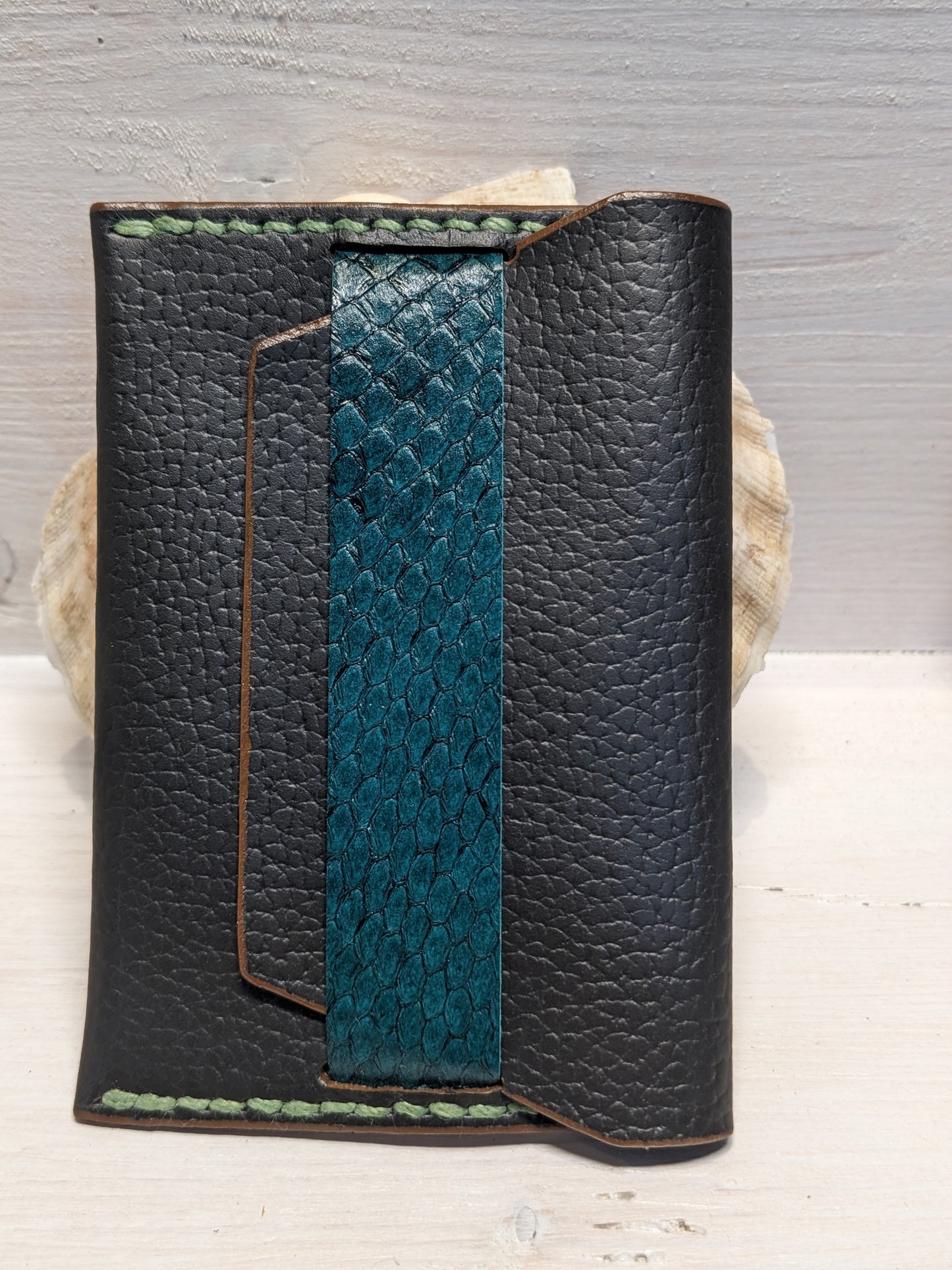 Porte-carte minimaliste en cuir
