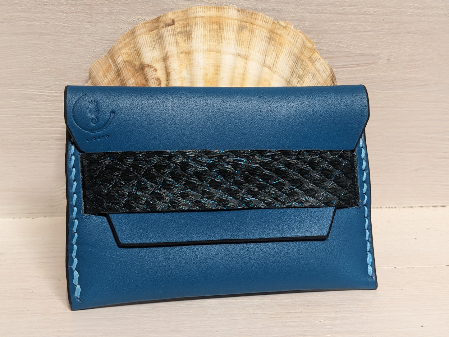 Porte-carte minimaliste en cuir