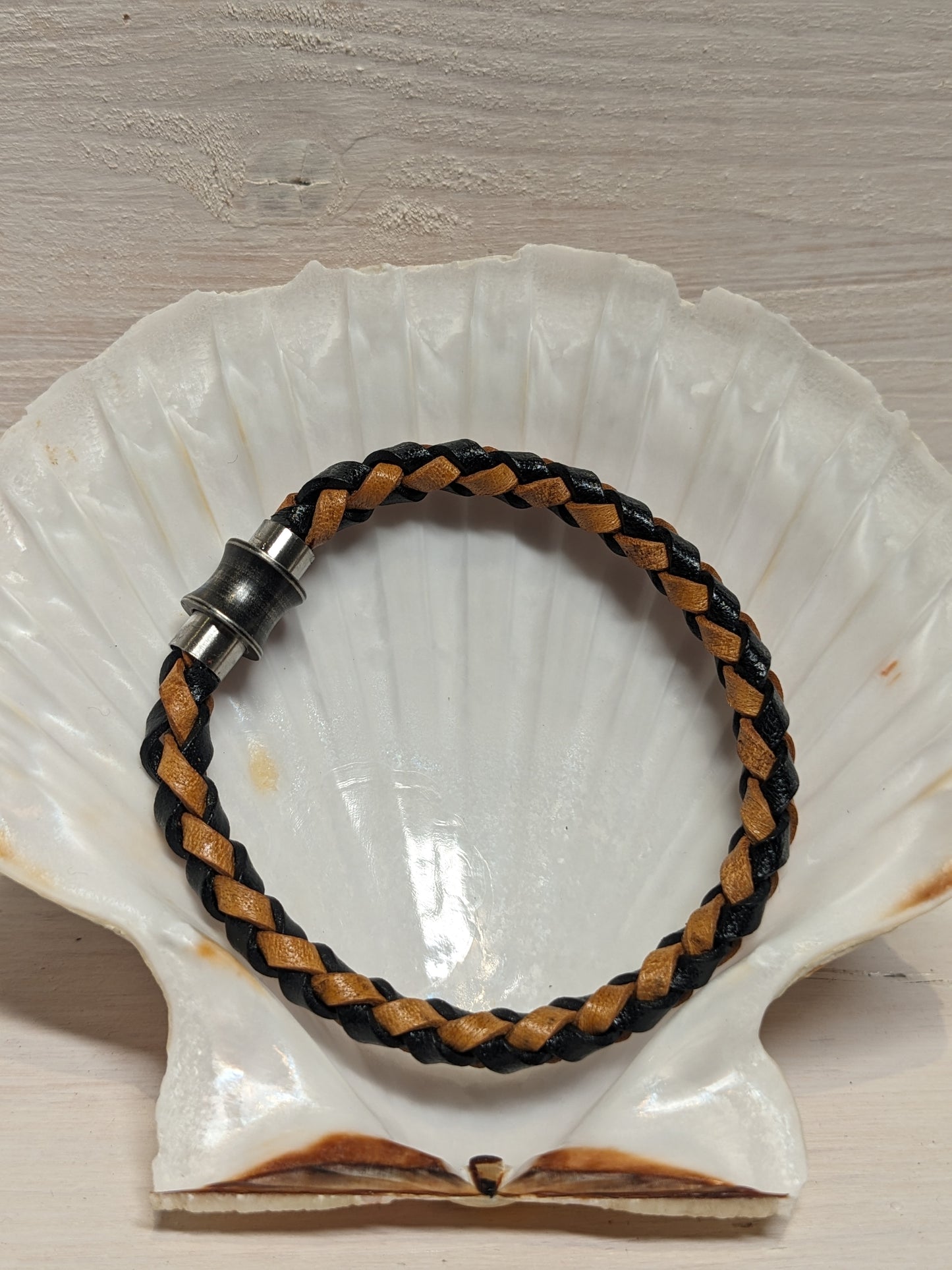 Bracelet tressé en lacet de cuir