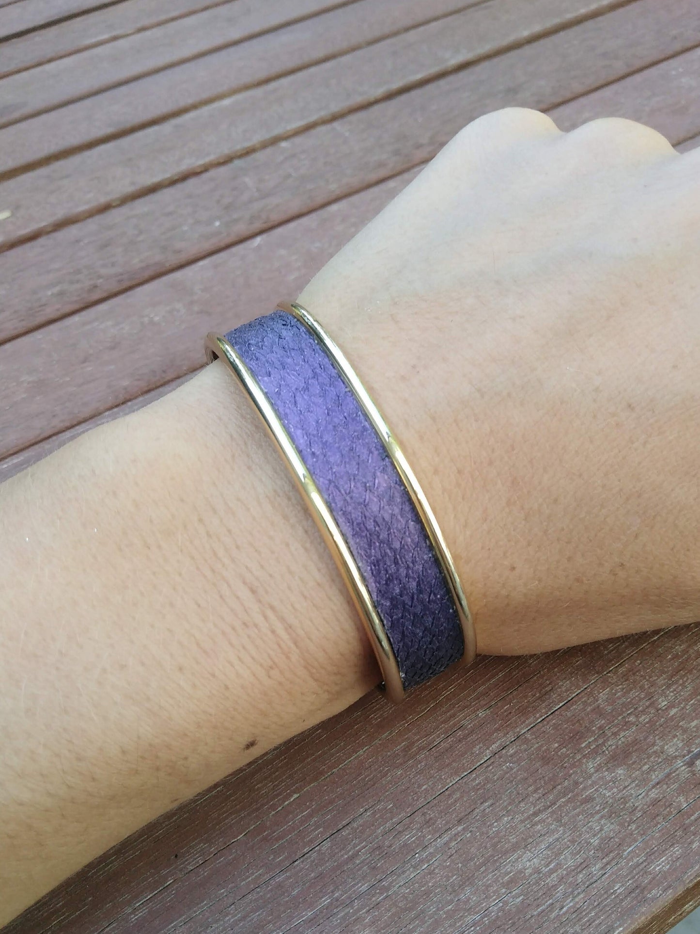 Bracelet manchette cuir marin upcyclé