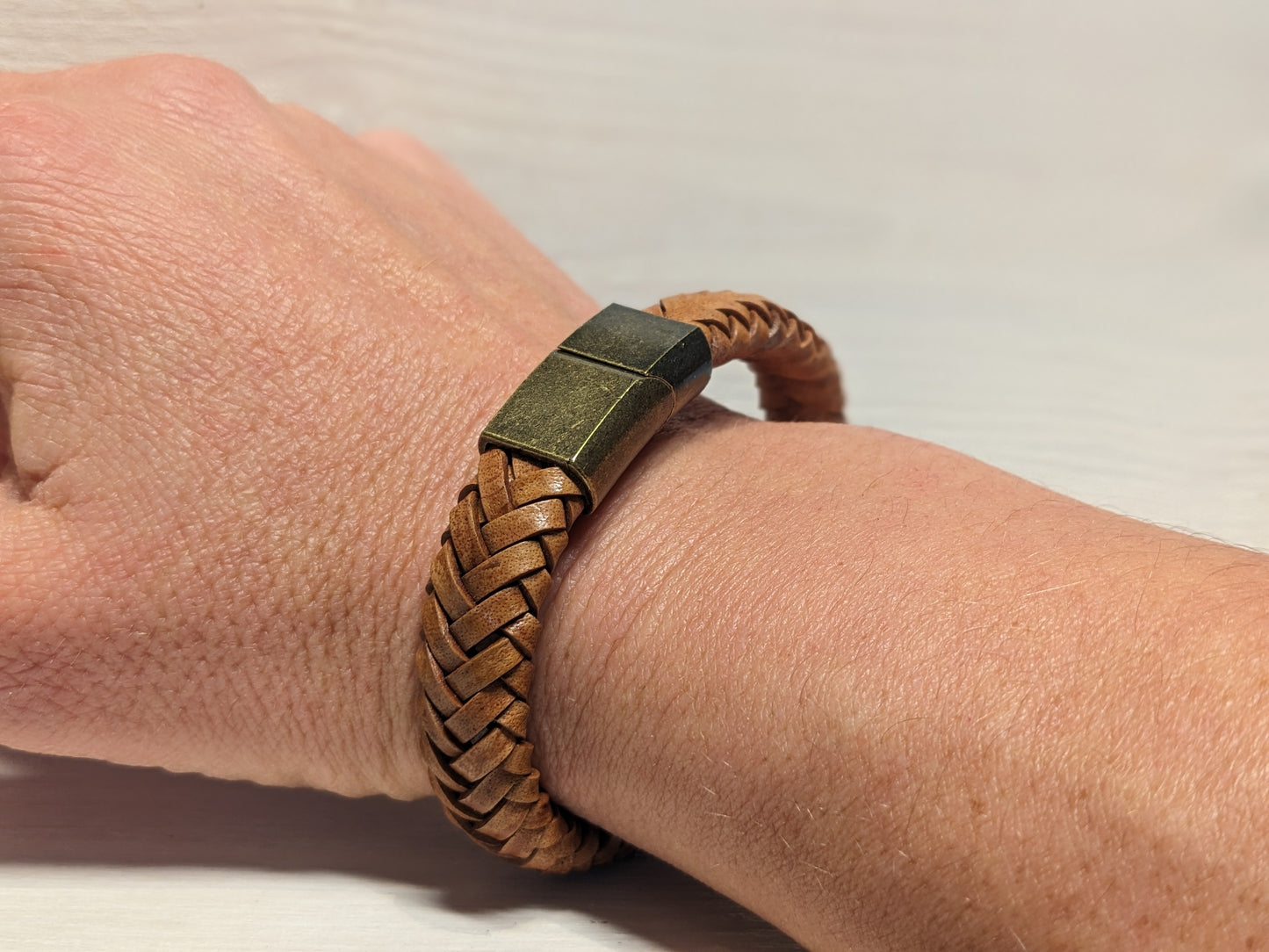 Bracelet tressé en lacet de cuir