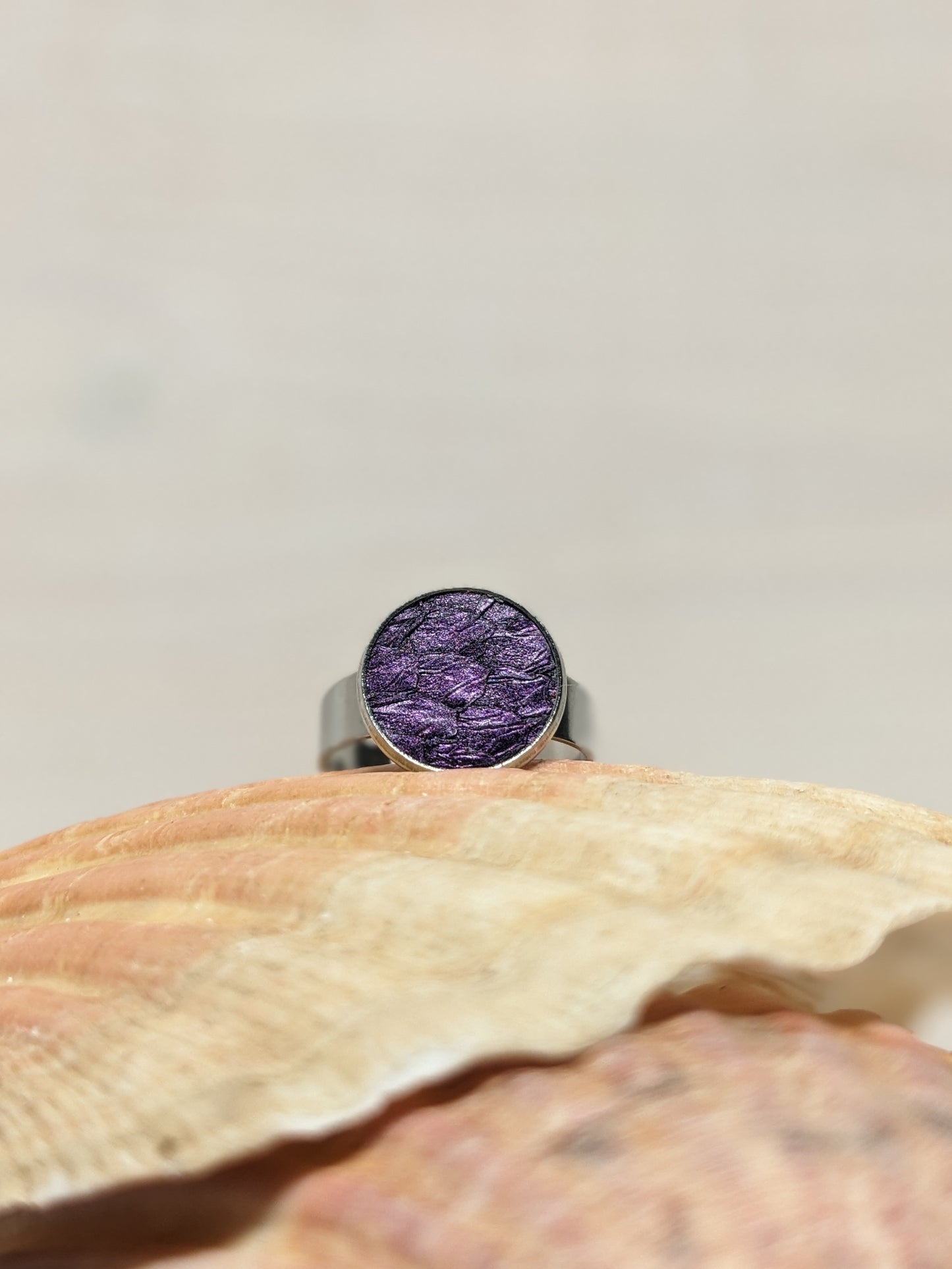 Bague en cuir marin