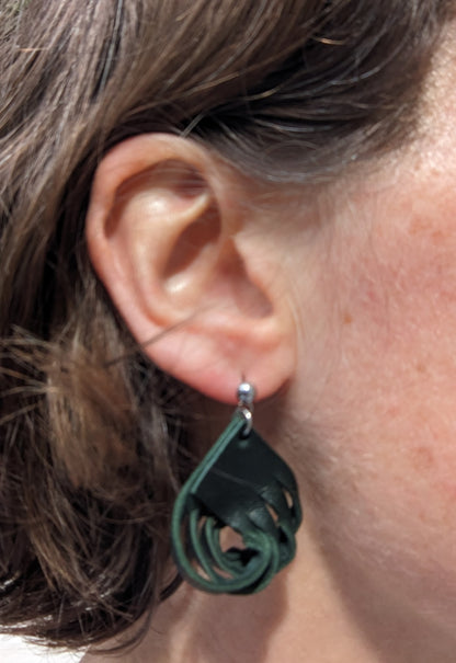 Boucles d'oreilles torsadées