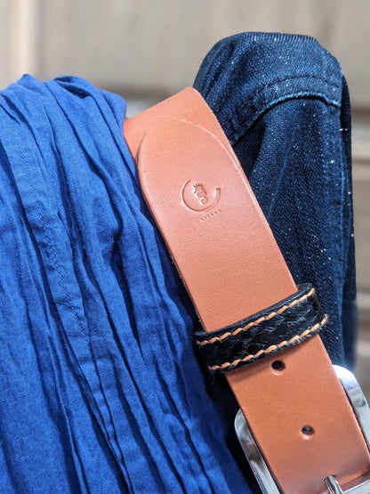 Ceinture en cuir tannage végétal passant cuir marin
