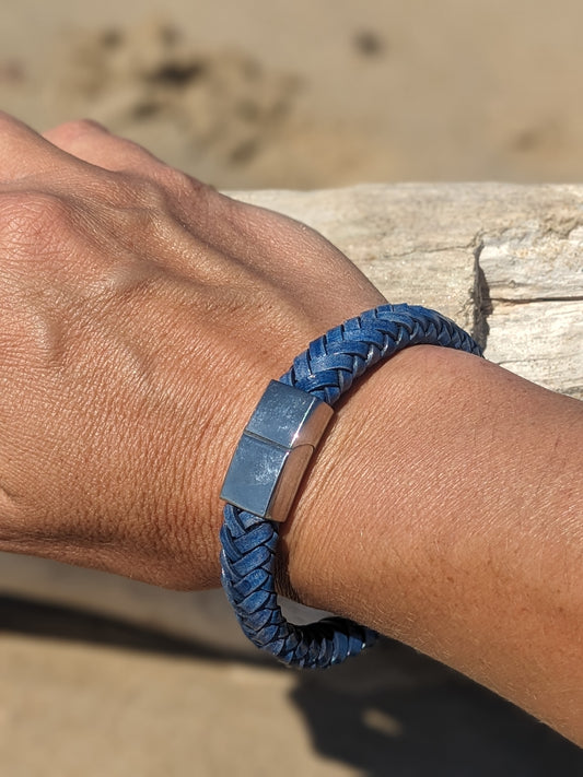 Bracelet en lacet de cuir tressé large — Fait main · Cuir végétal · Sur-mesure
