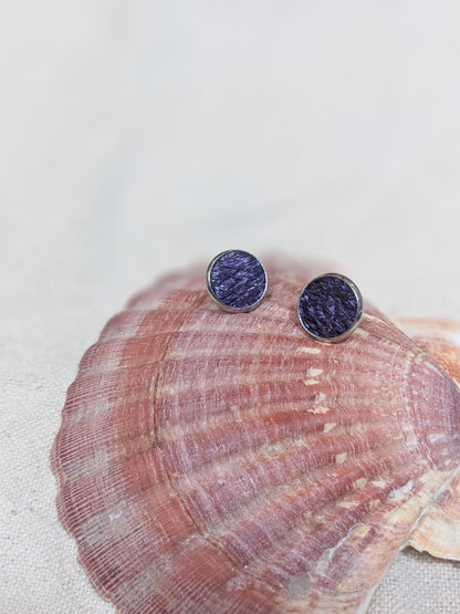 Puce d'oreilles en cuir marin