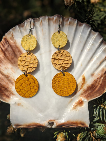 Boucles d'oreilles cuir marin pendantes