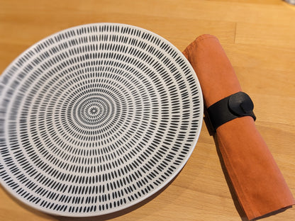 Rond de serviette en cuir personnalisable - cadeau invité mariage