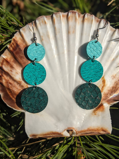 Boucles d'oreilles cuir marin pendantes