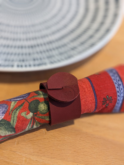 Rond de serviette en cuir personnalisable - cadeau invité mariage