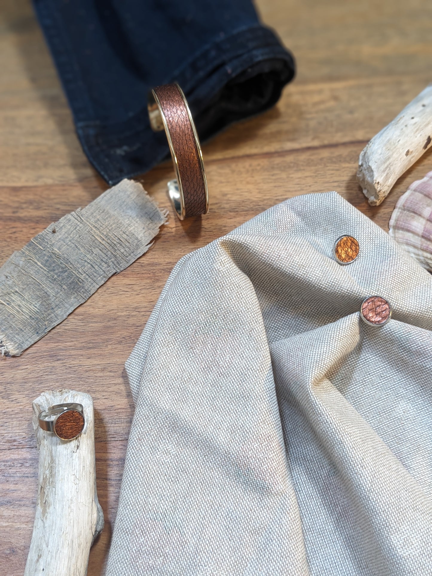 Parure "Eclat d'Automne" – Bijoux en cuir marin cuivré, laiton doré et acier inoxydable