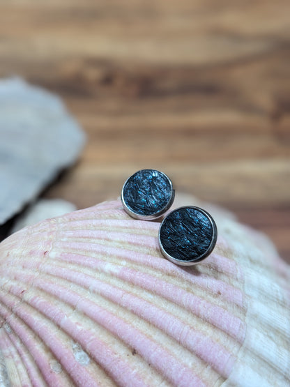 Puce d'oreilles en cuir marin