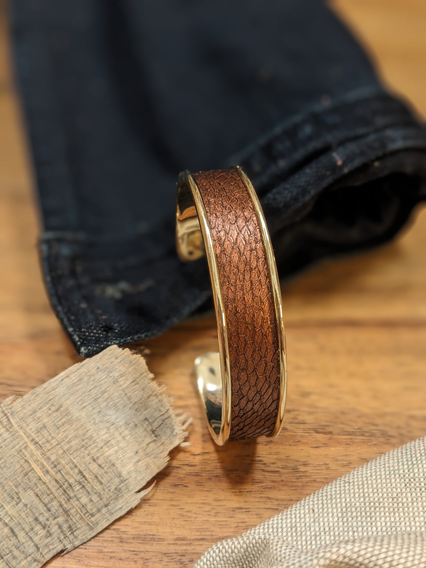 Parure "Eclat d'Automne" – Bijoux en cuir marin cuivré, laiton doré et acier inoxydable