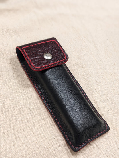 Etui à couteau moulé