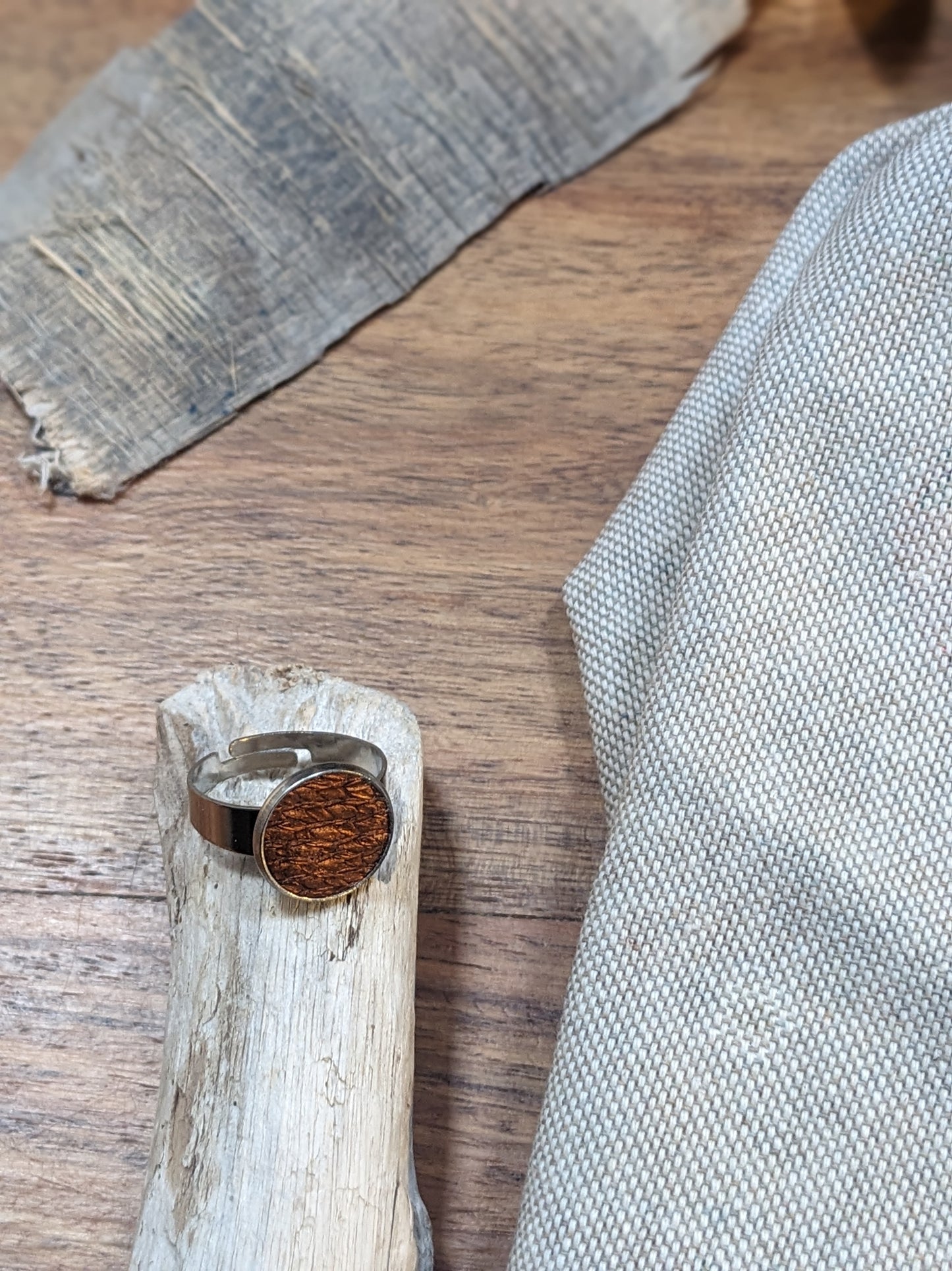 Parure "Eclat d'Automne" – Bijoux en cuir marin cuivré, laiton doré et acier inoxydable